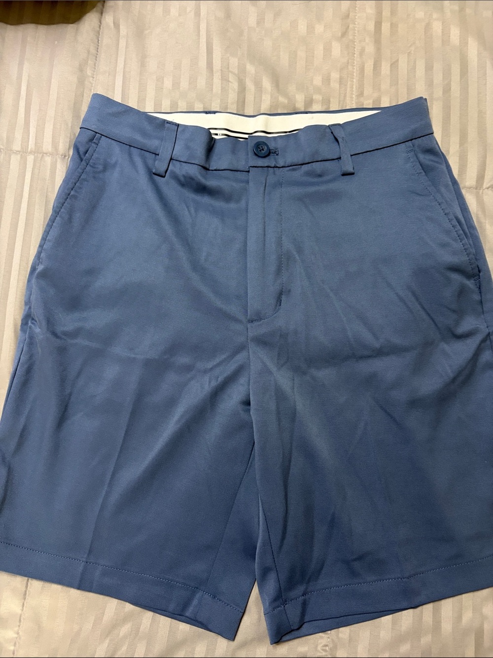 Amazon Essentials Men's Flat Front Shorts in Slate Blue